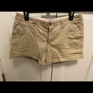 Old Navy 5 inch khaki shorts